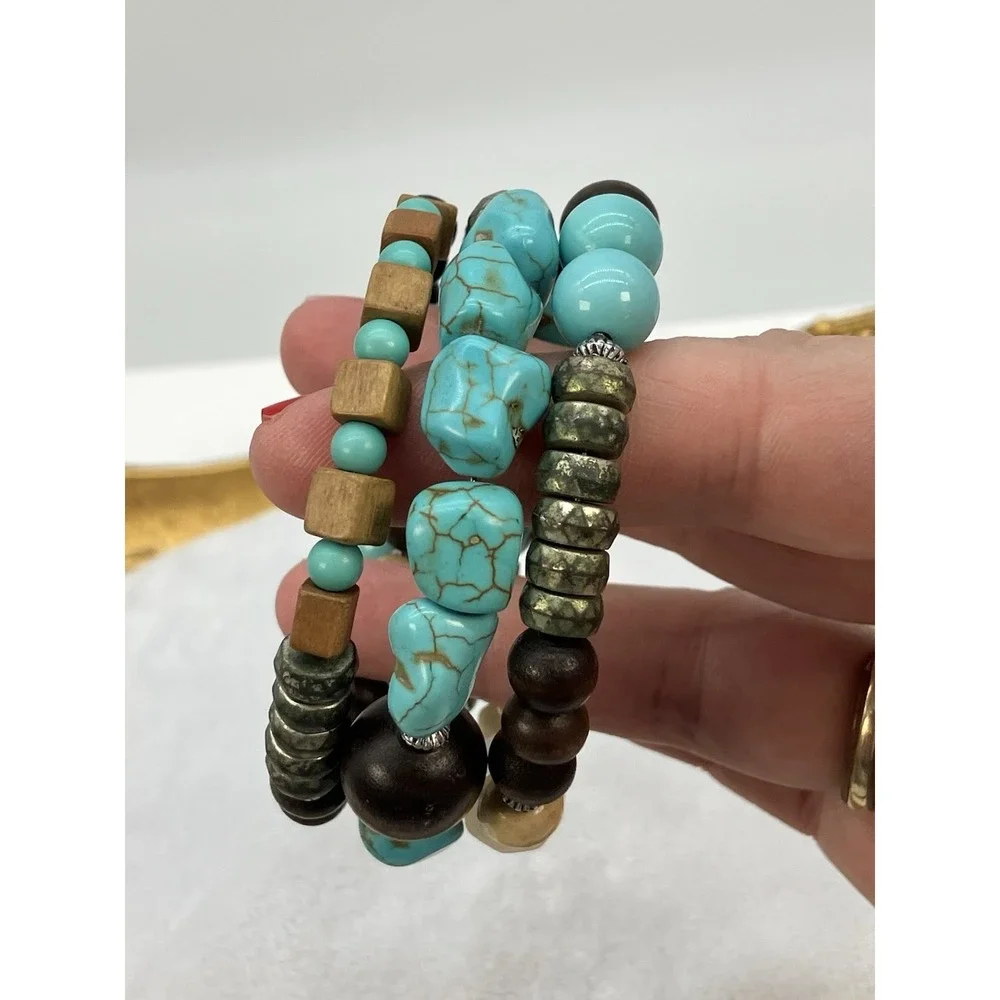 Vtg Faux Turquoise Blue Wood Coil Wire Wrap Bracelet Boho Hippie Cowgirl Western